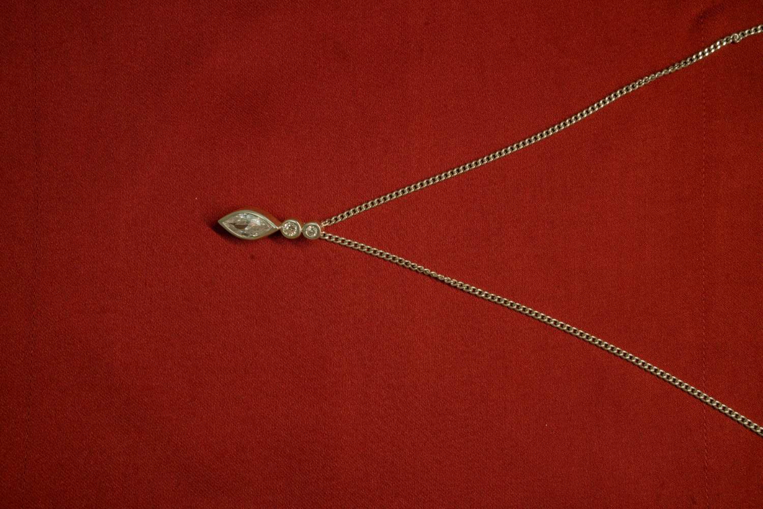 Regal Bloom Pendant Set