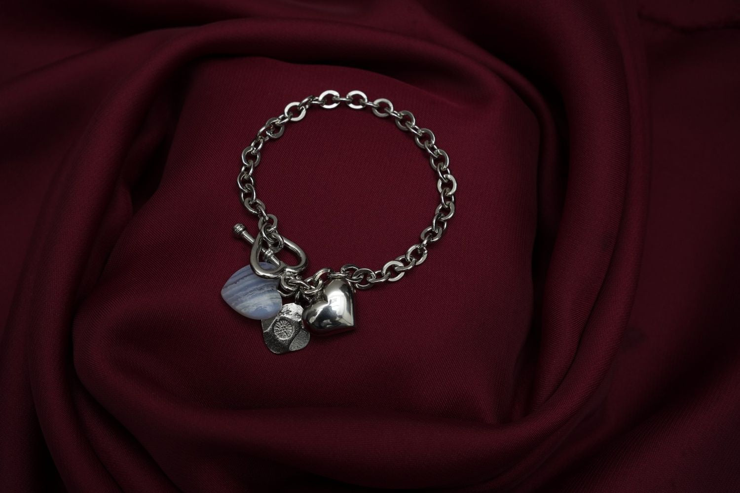 Premium Heart Pendant Bracelete