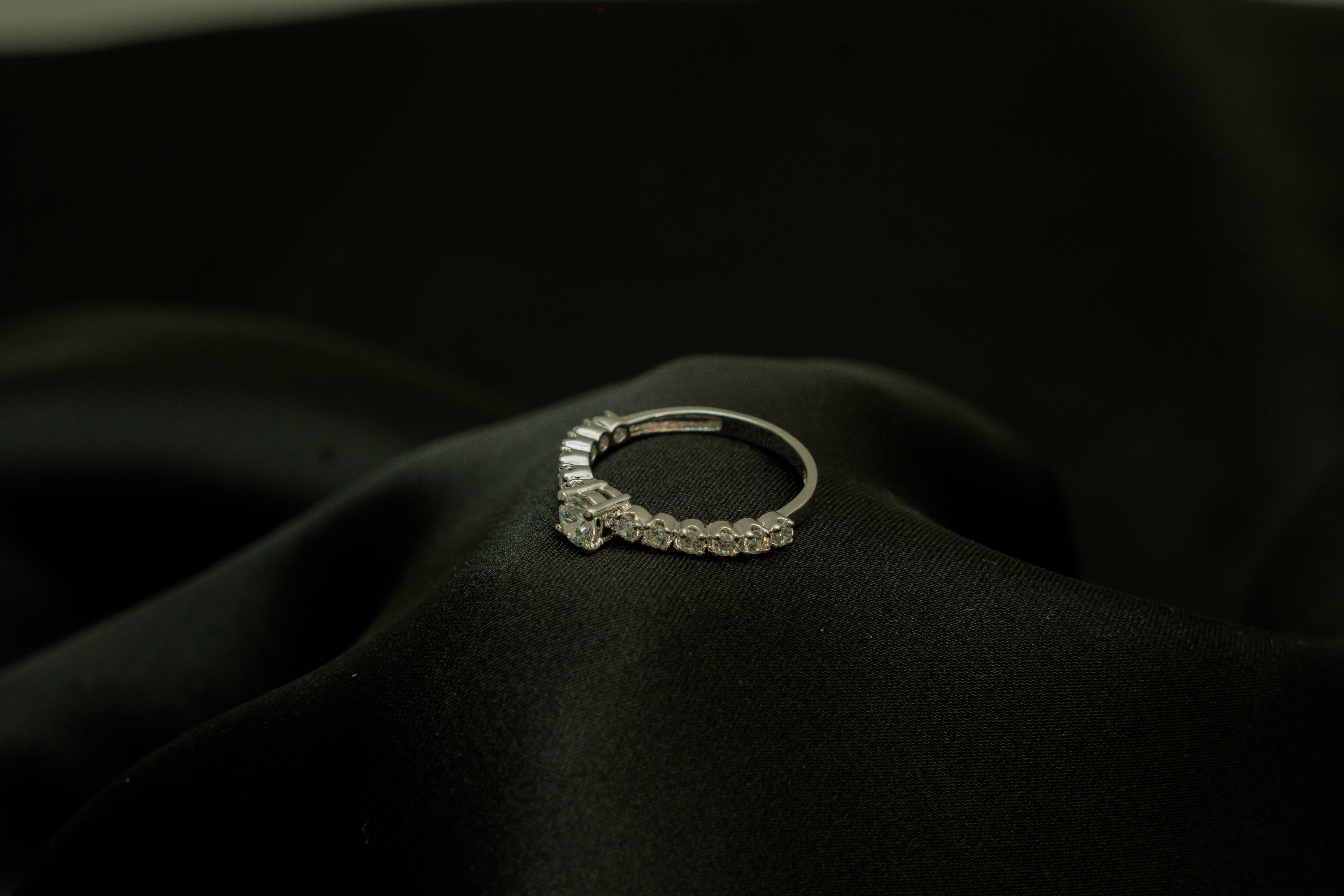 Pure silver Crown shape Diamond Ring