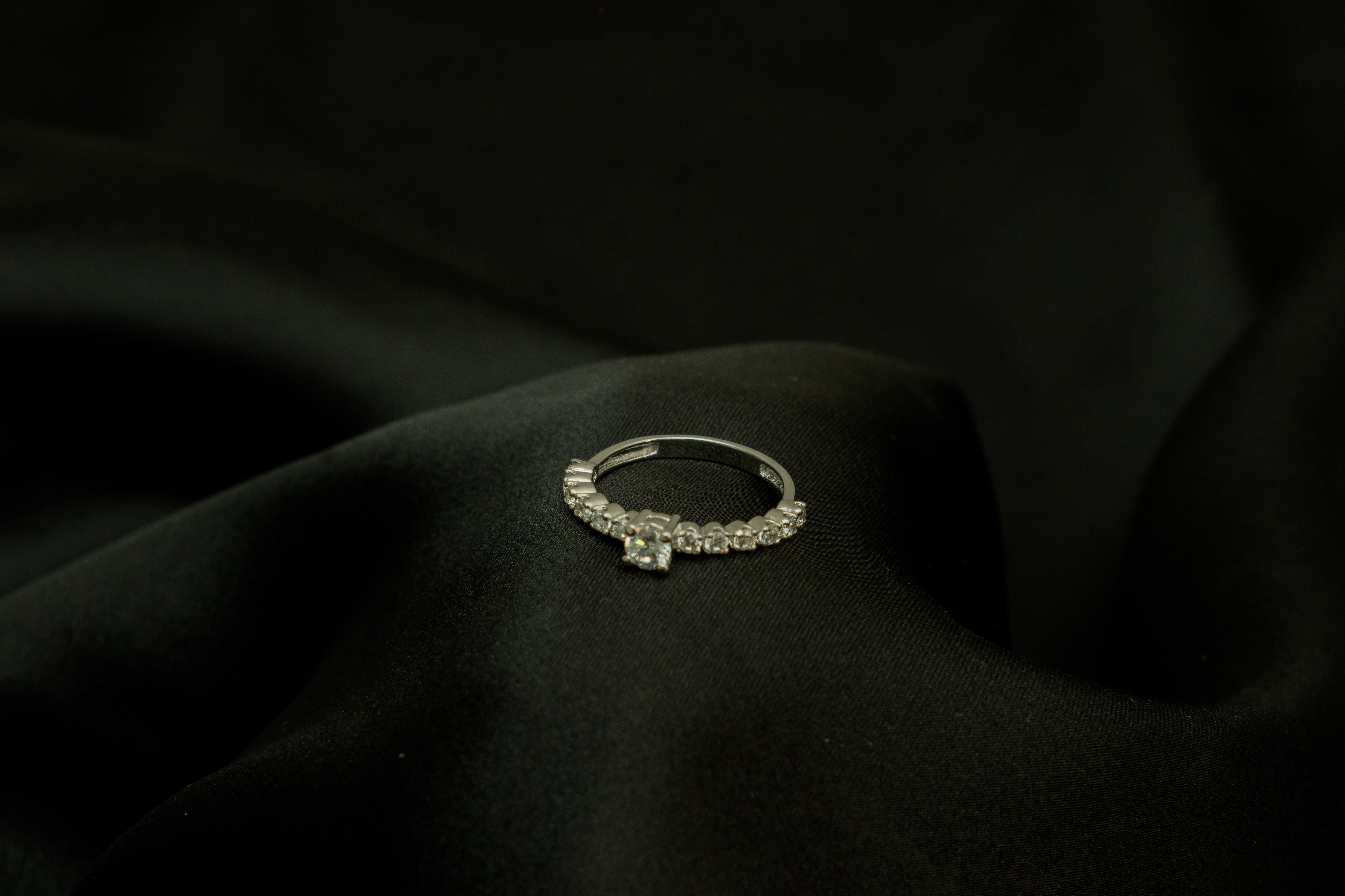 Pure silver Crown shape Diamond Ring