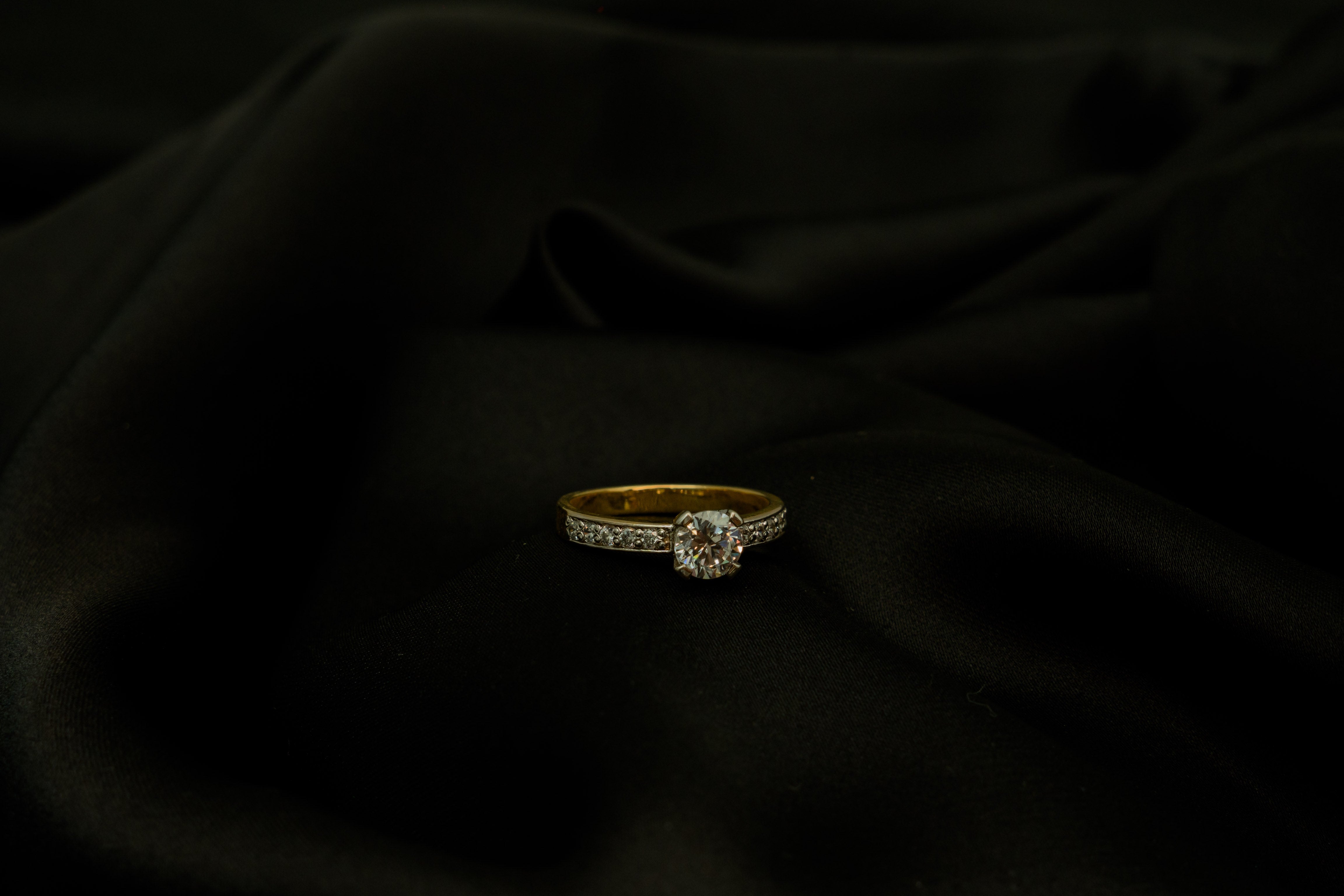 Dimond Ring