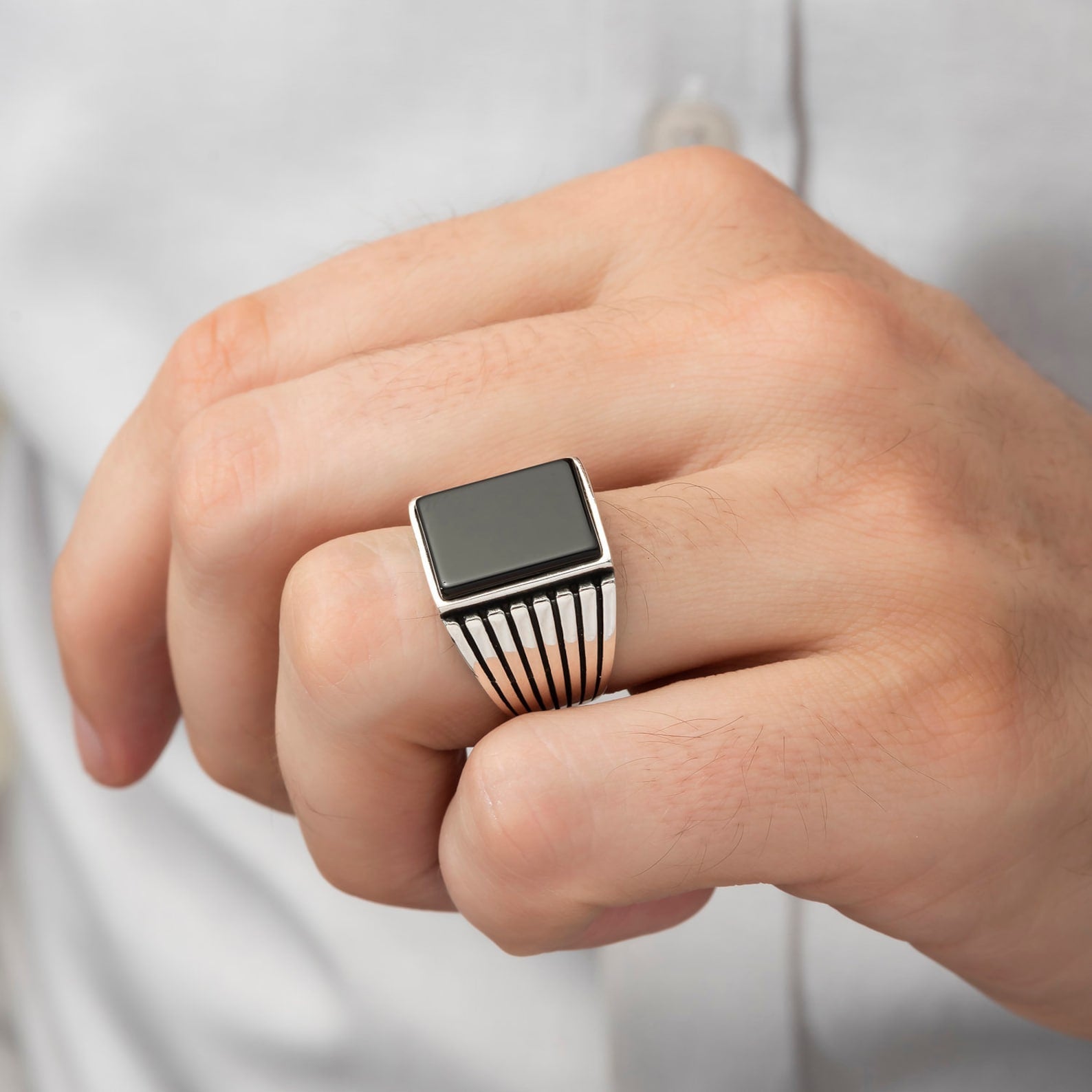 Istanbul Legacy Black Aqeeq Ring